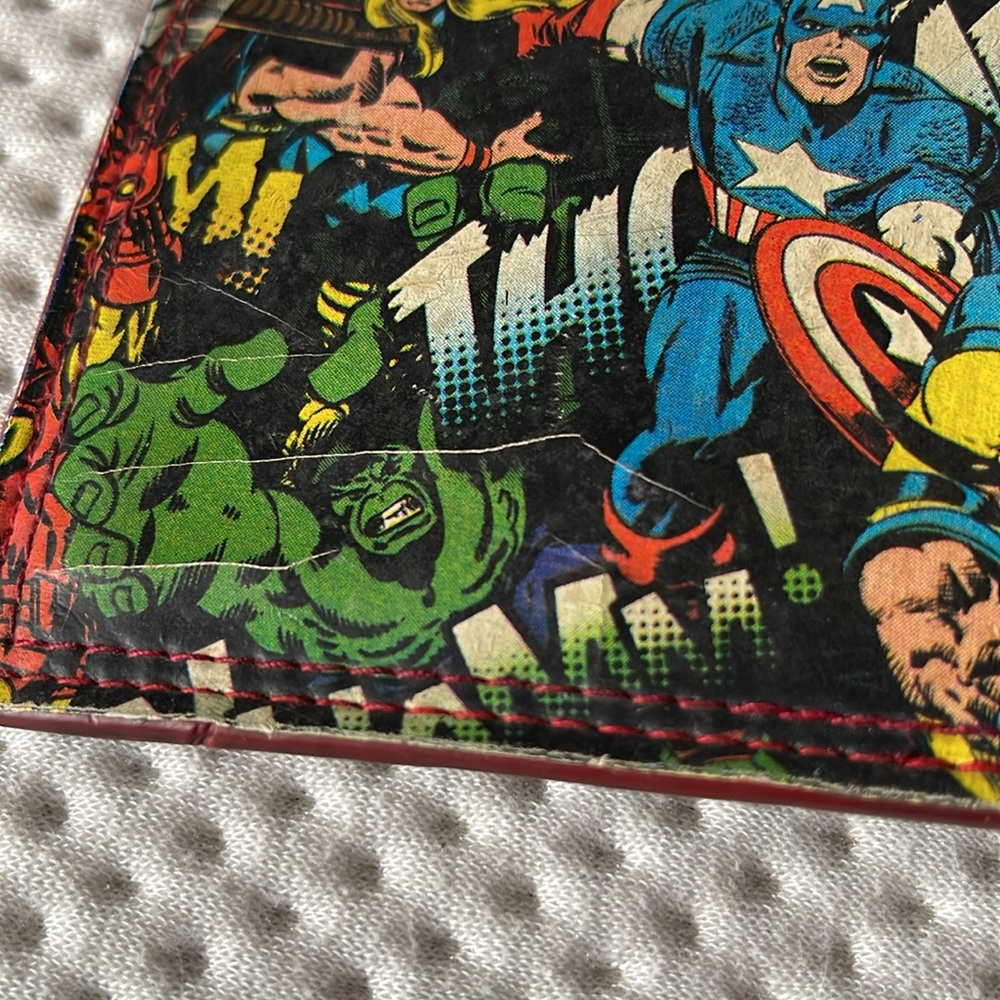 Marvel bifold - Picture 2 of 5